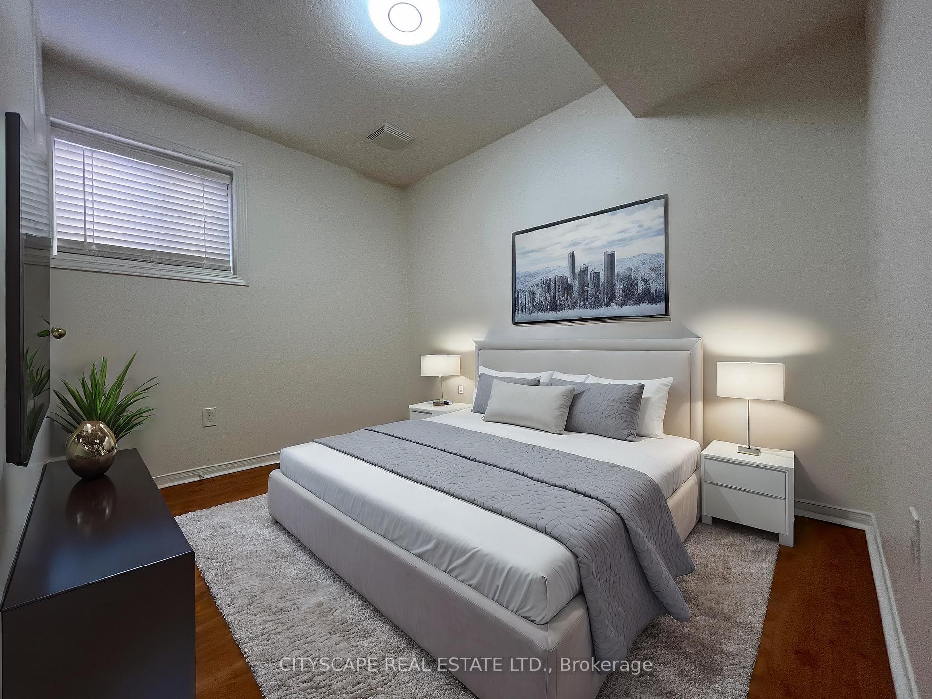 154 Hepburn Crescent photo 5
