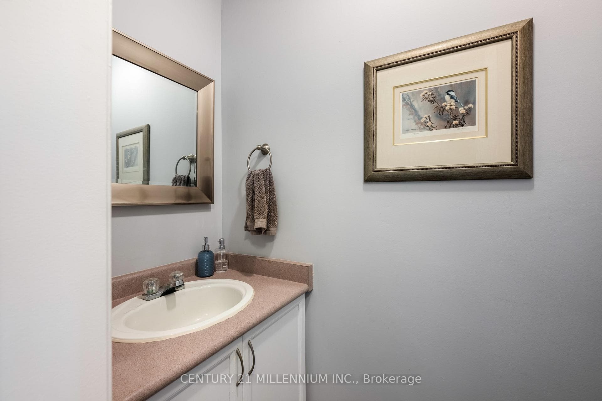 104 Joshua Road photo 6