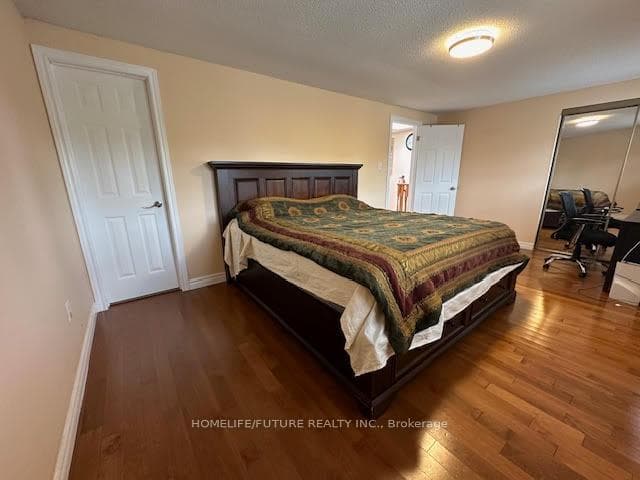66 Ashmore Crescent photo 7