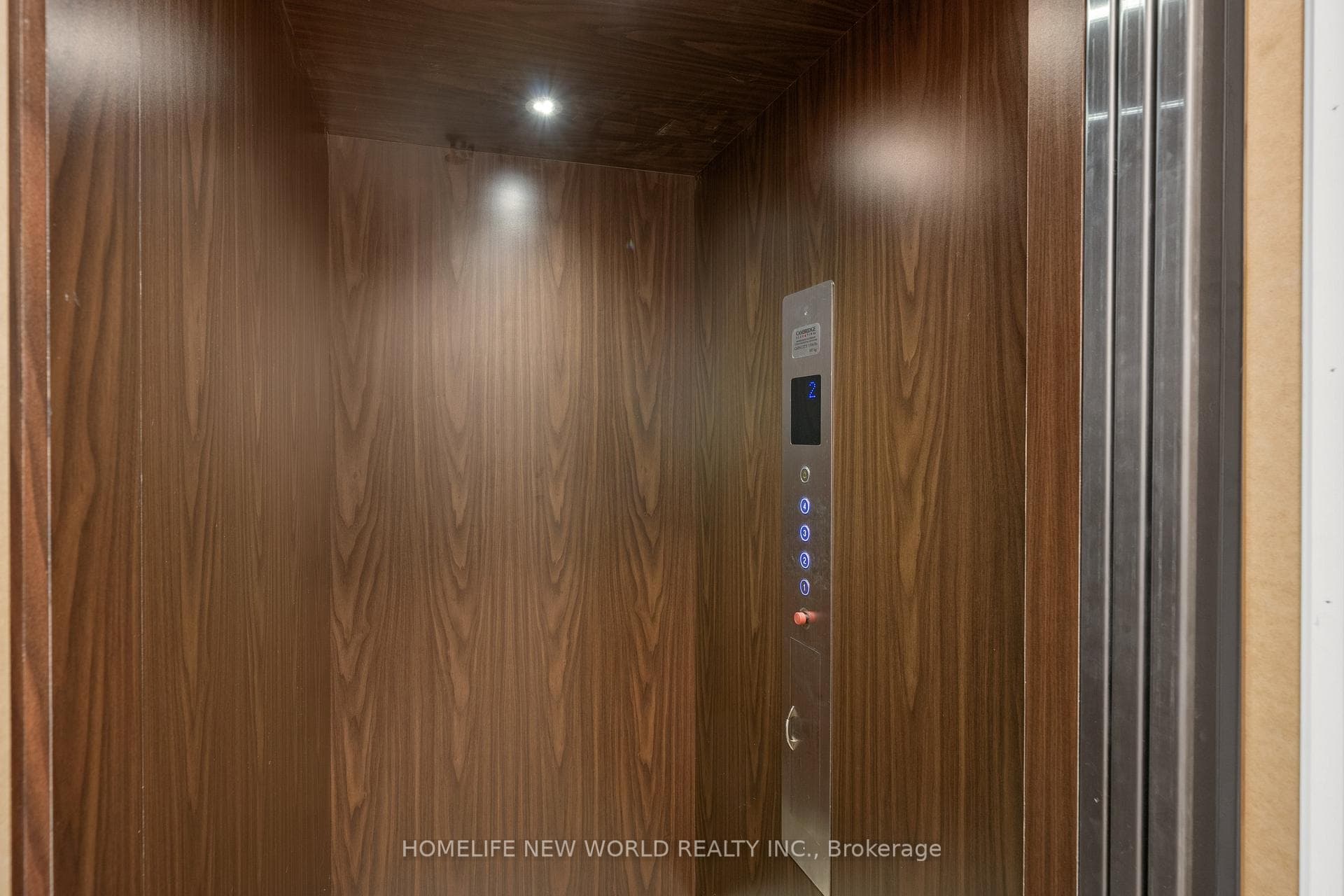 20 Planet Street photo 48