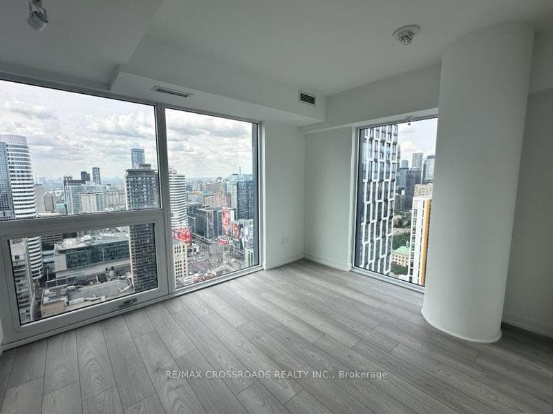 82 DALHOUSIE Street Unit LPH12 photo 3