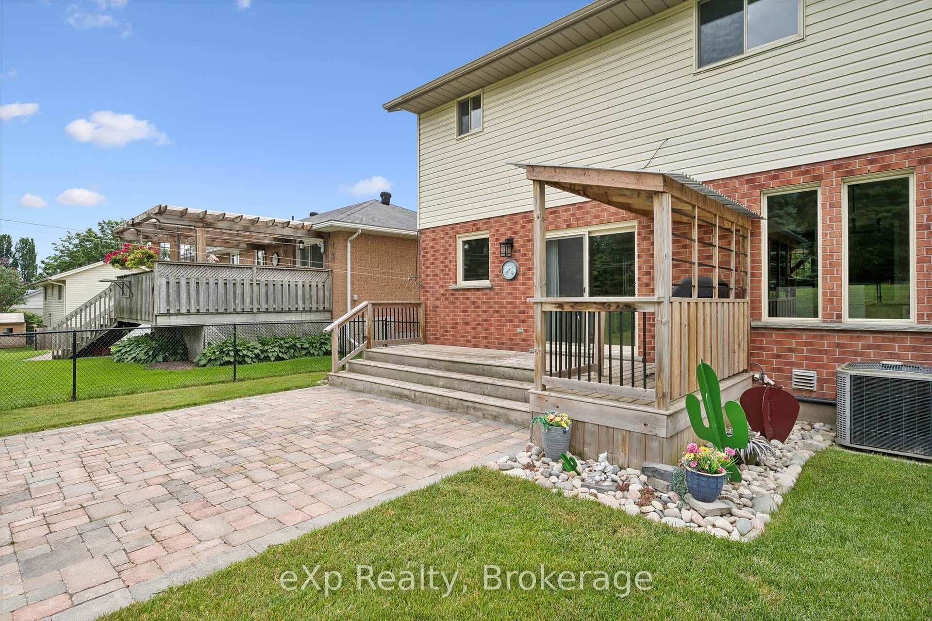 19 Keating Drive photo 40