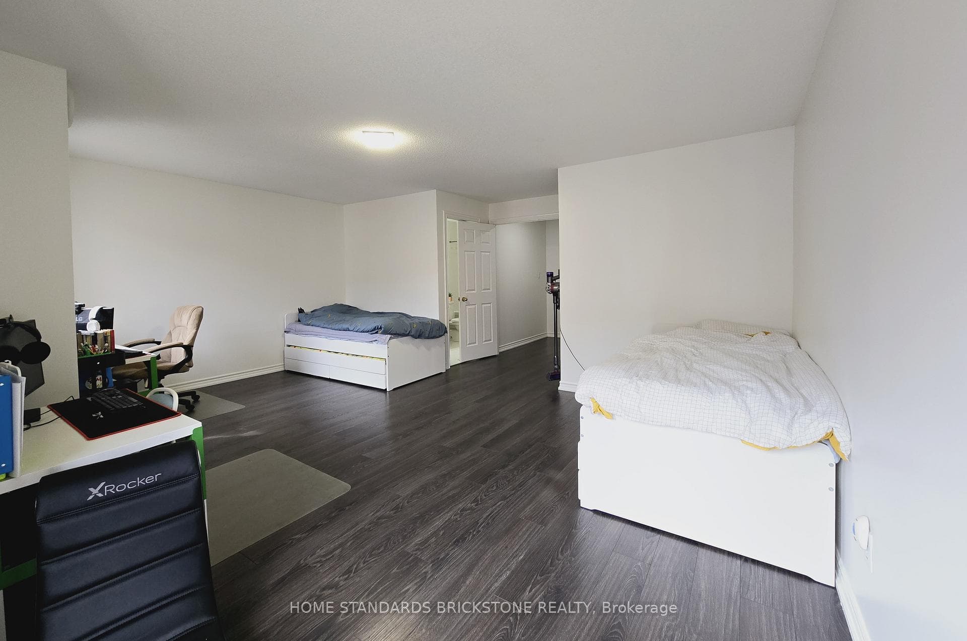 151 Townsgate Drive Unit 58 photo 16
