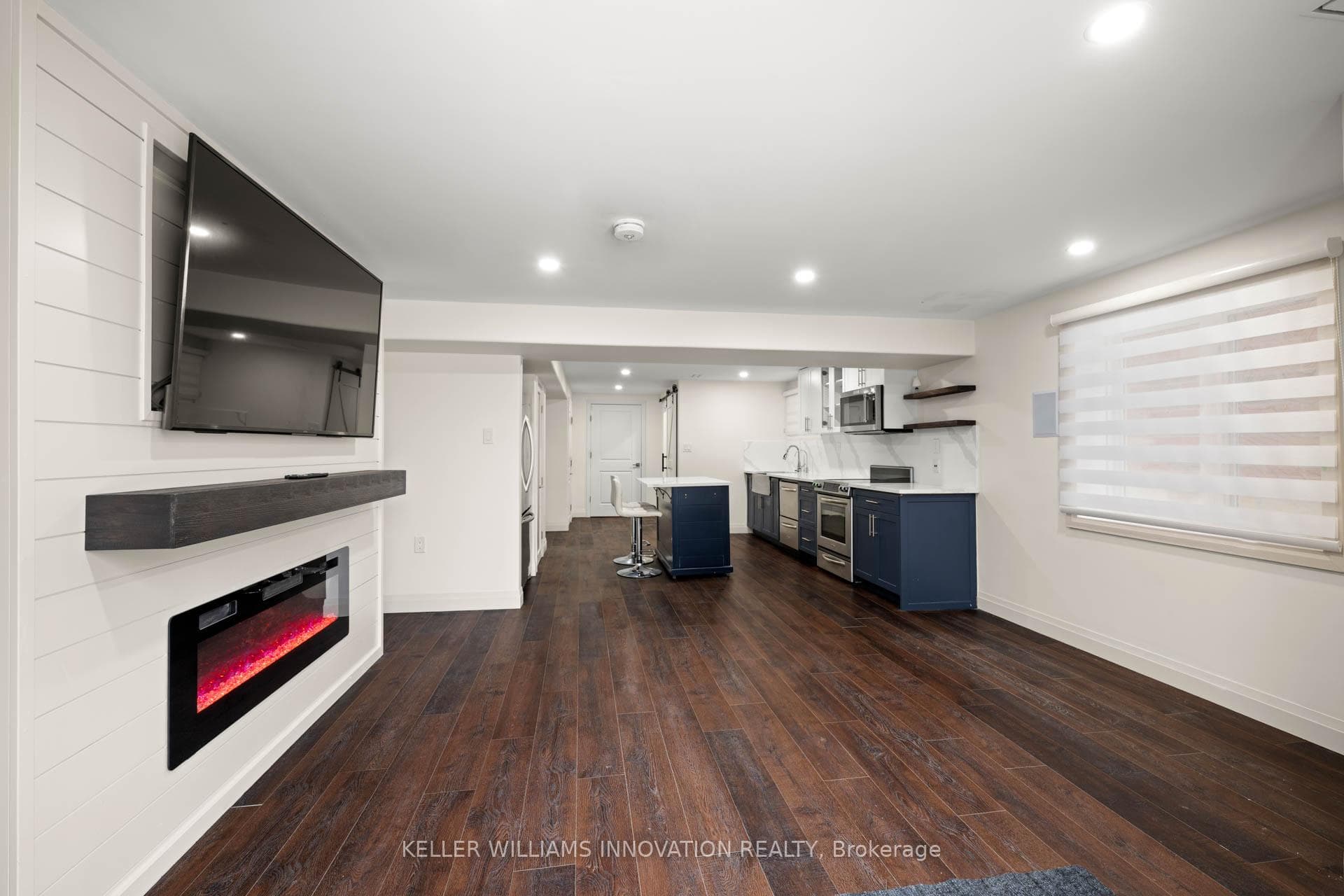 695 Robert Ferrie Drive Unit LOWER photo 7