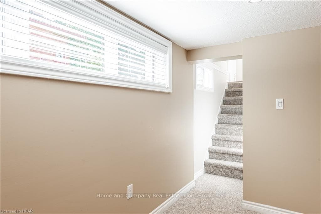 55 EARL Street photo 25
