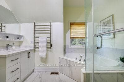 Primary Bedroom Ensuite