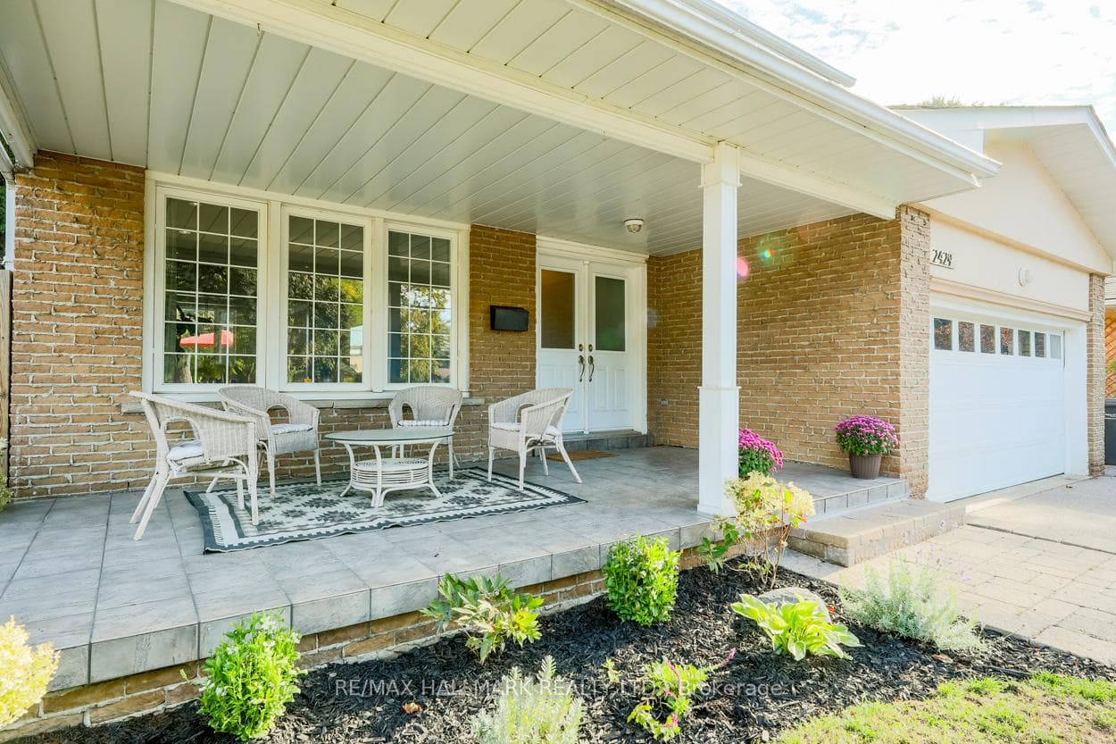 2429 Cliff Road photo 2