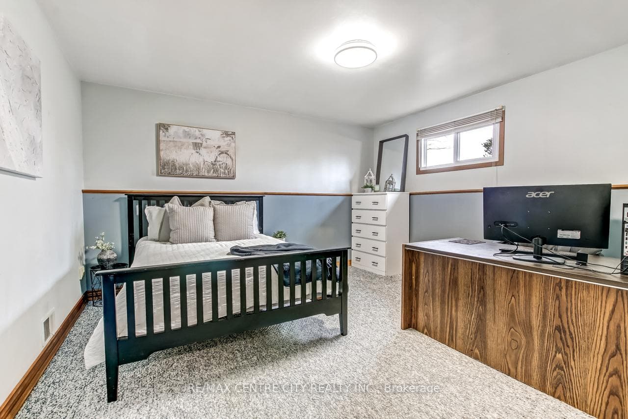 50 Erinlea Drive photo 16