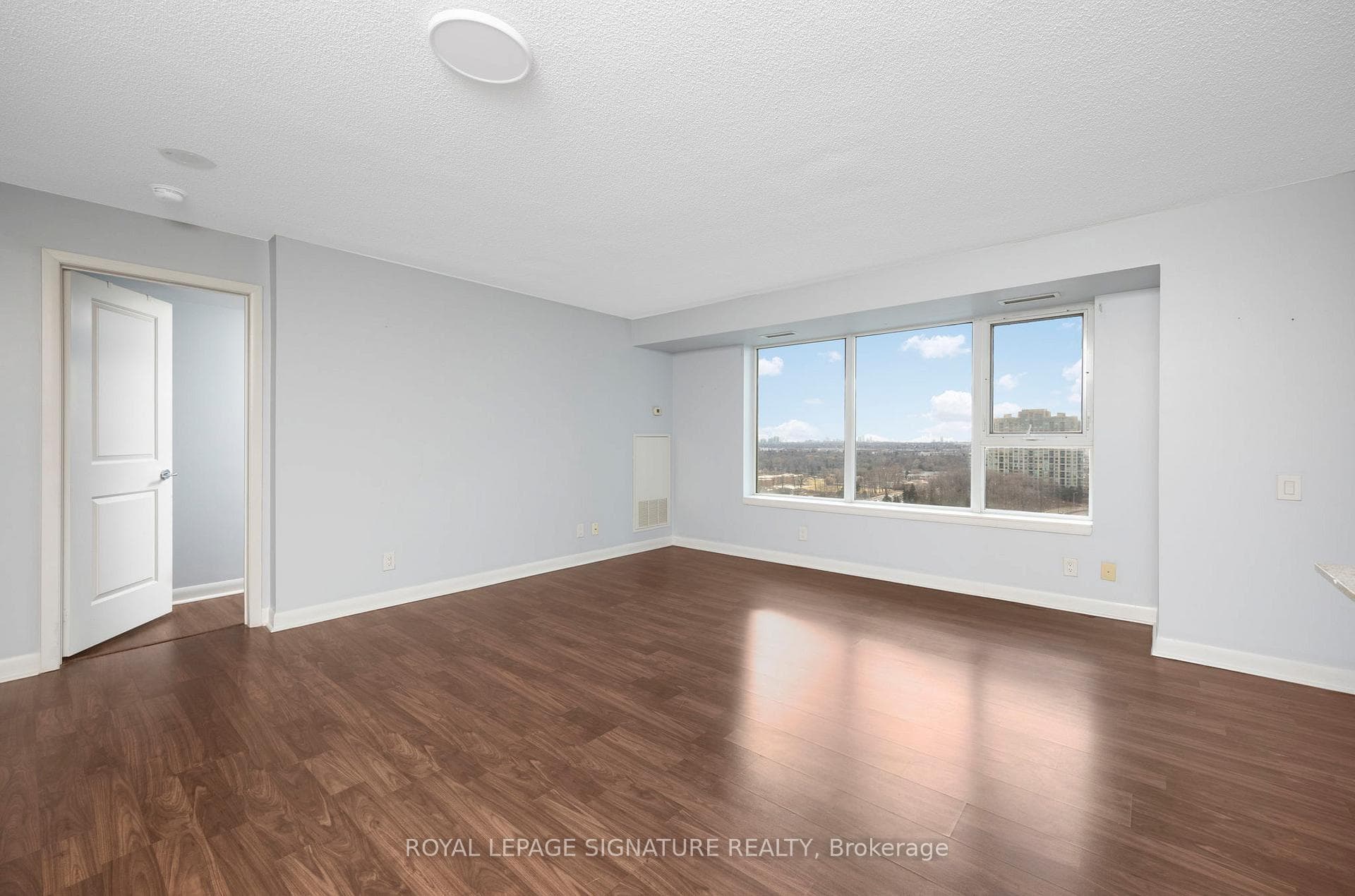 190 Borough Drive Unit 2110 photo 7