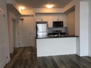470 Dundas Street Unit 420 photo 10
