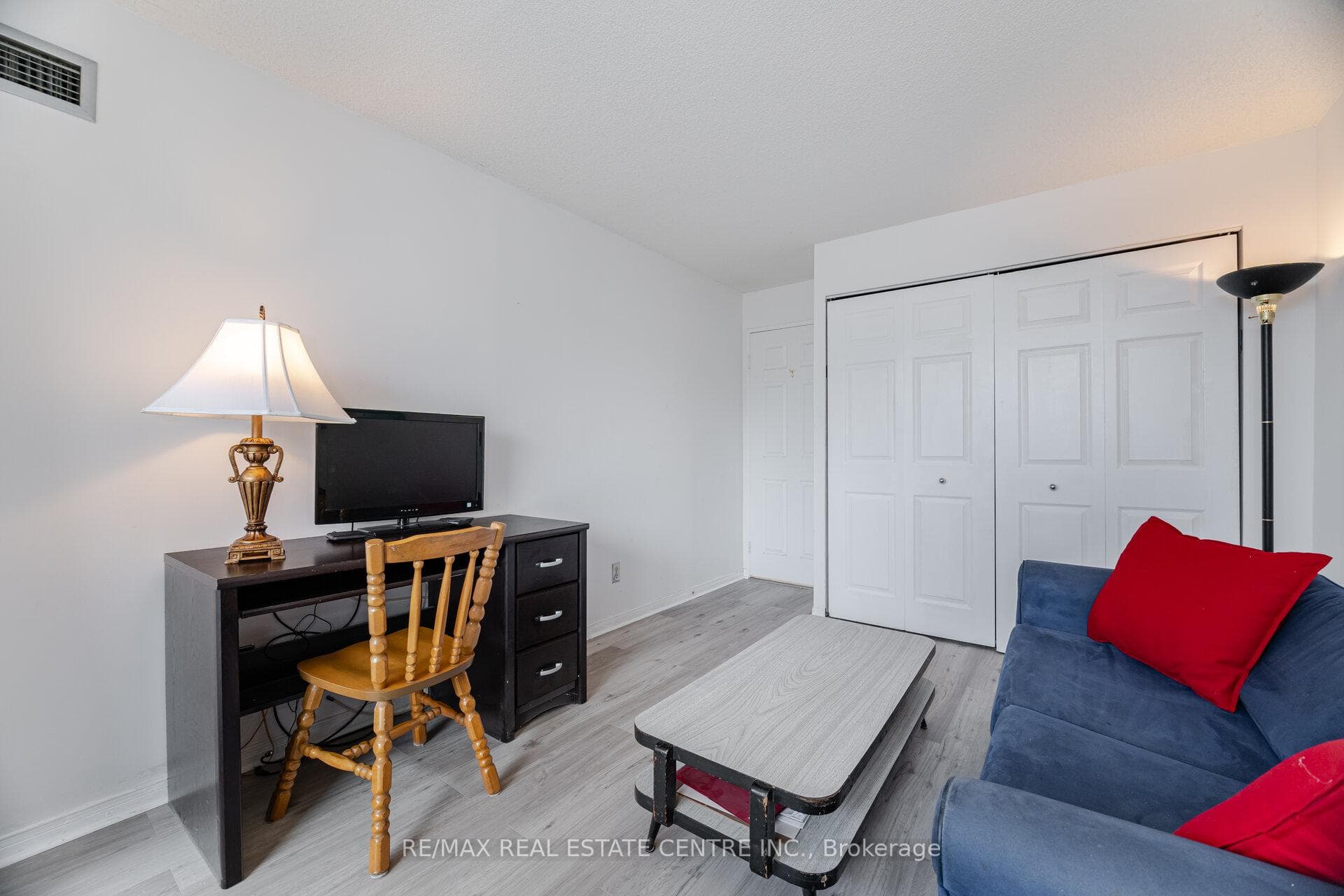1111 Bough Beeches Boulevard Unit 103 photo 30