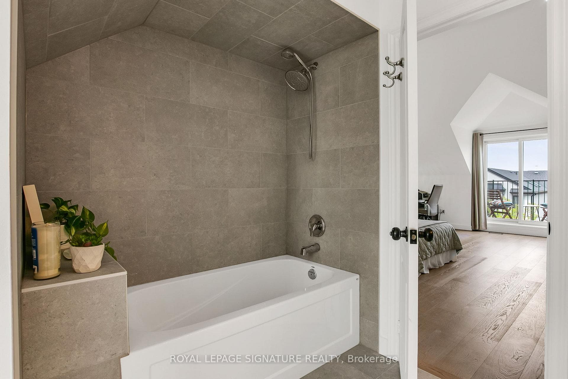 41 San Remo Terrace photo 22