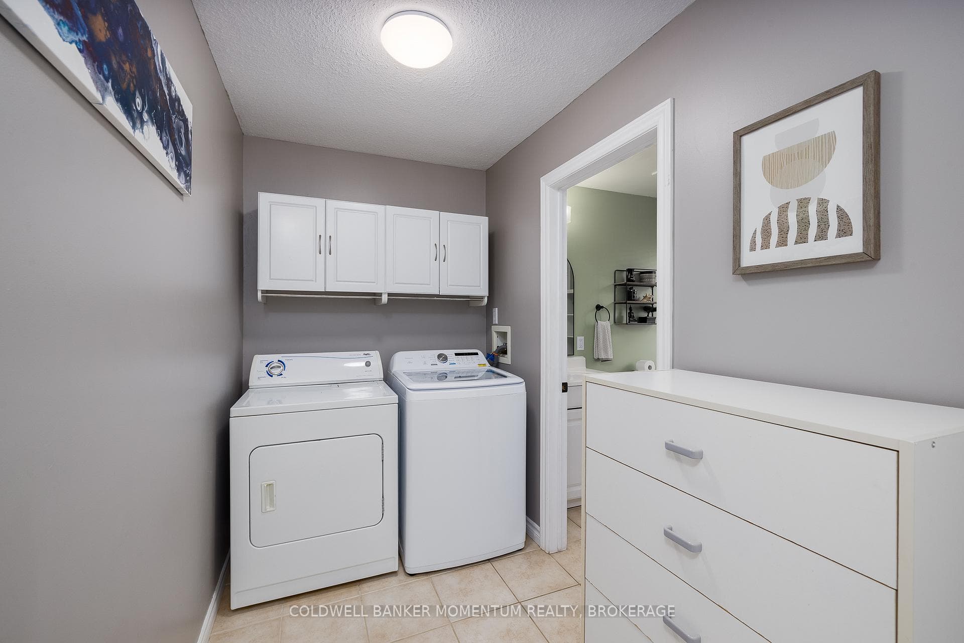 74 Haig Street photo 23