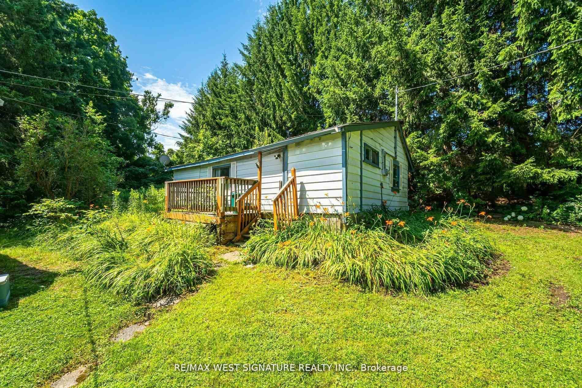 15670 Keele Street photo 5