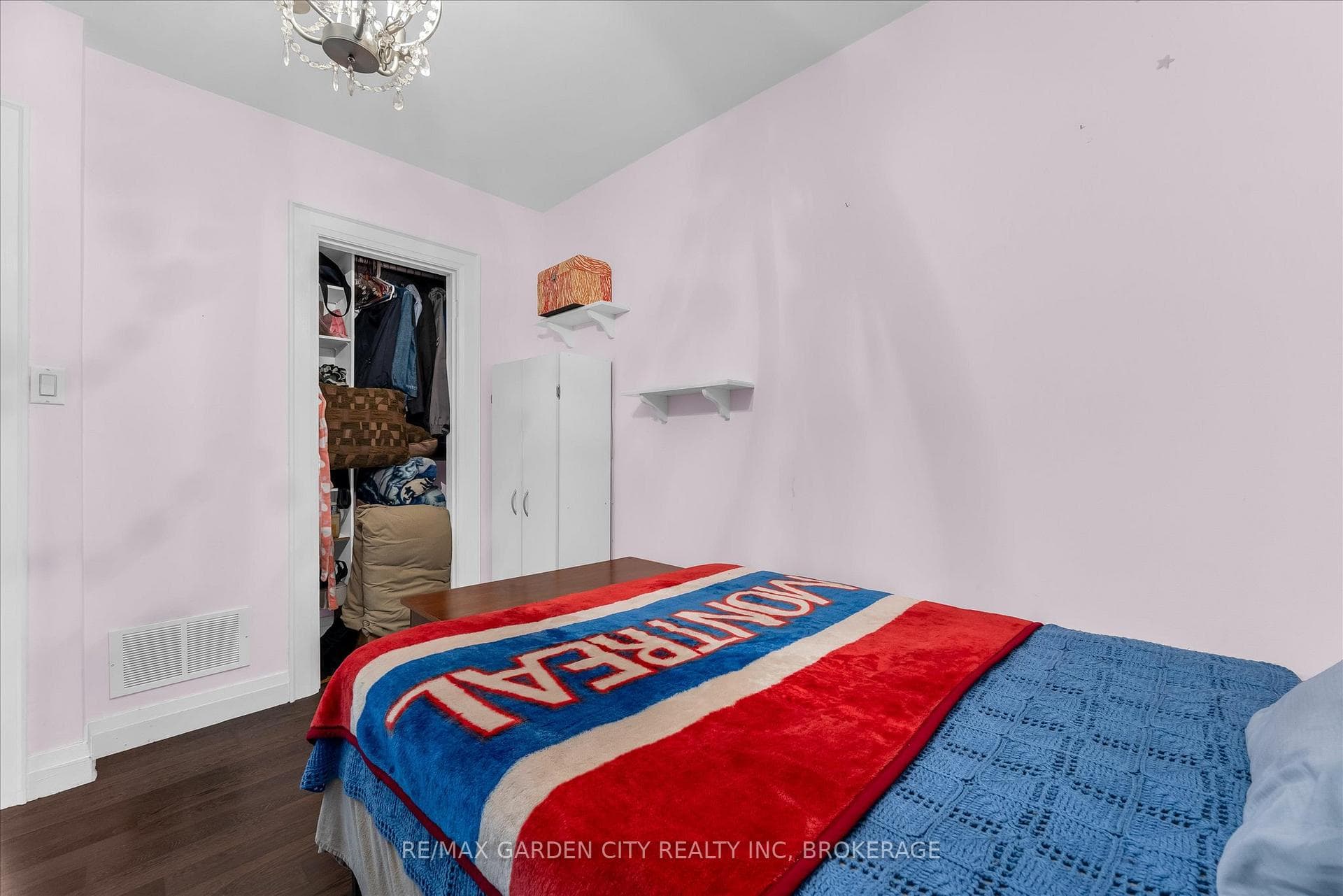 165 Pine Street photo 7