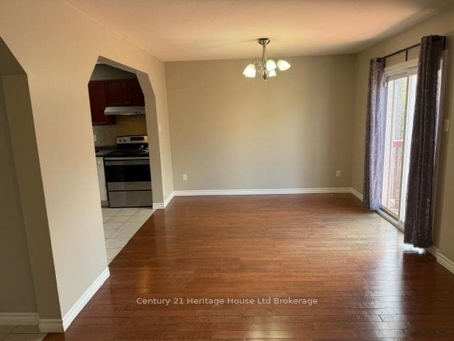 522 Alberta Avenue photo 3