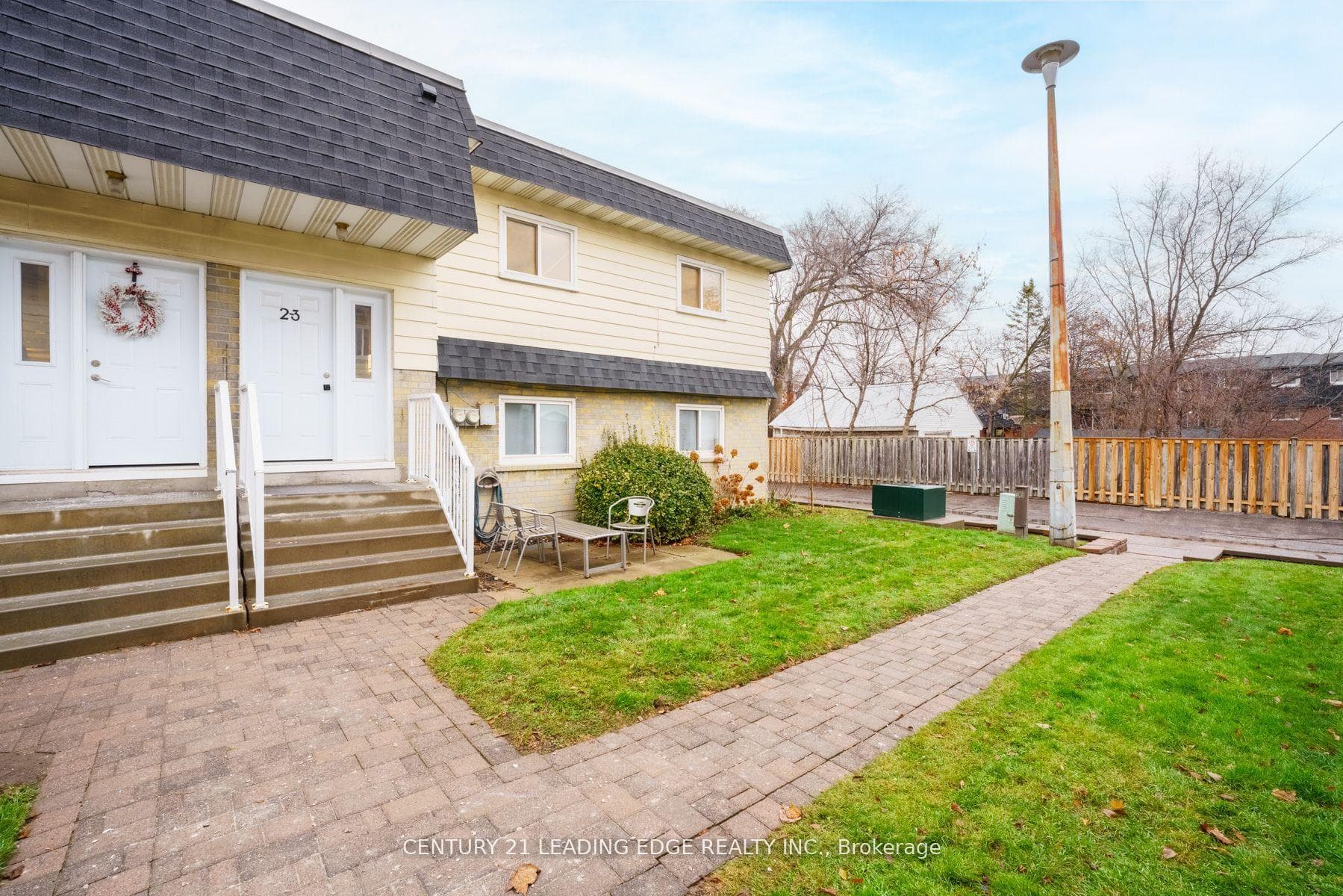 540 Mary Street Unit 2-3 photo 4
