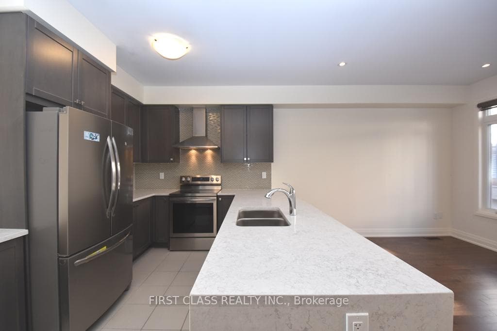 24 Teasel Way photo 9