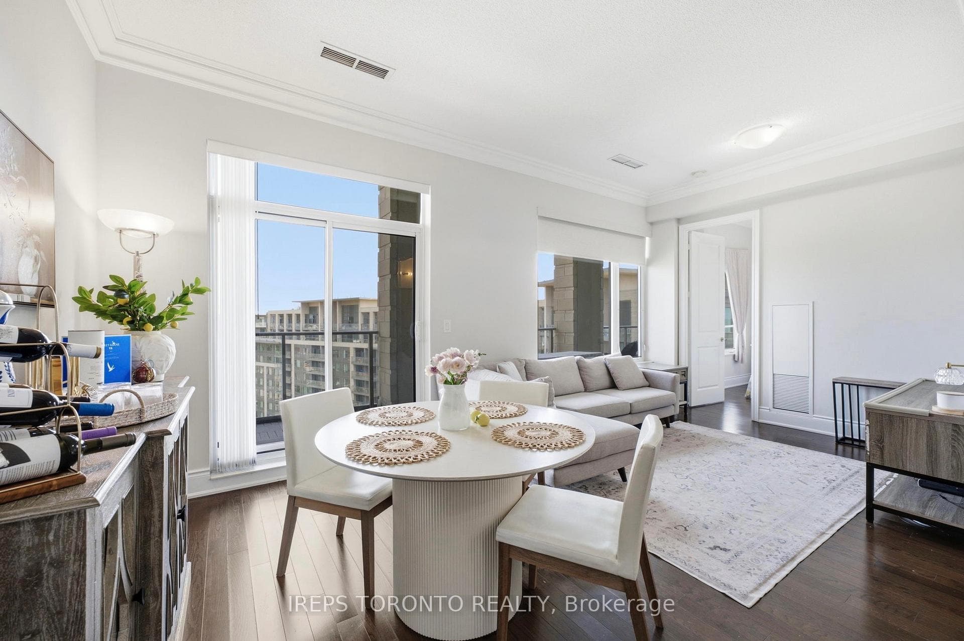 233 South Park Road Unit Ph01 photo 10