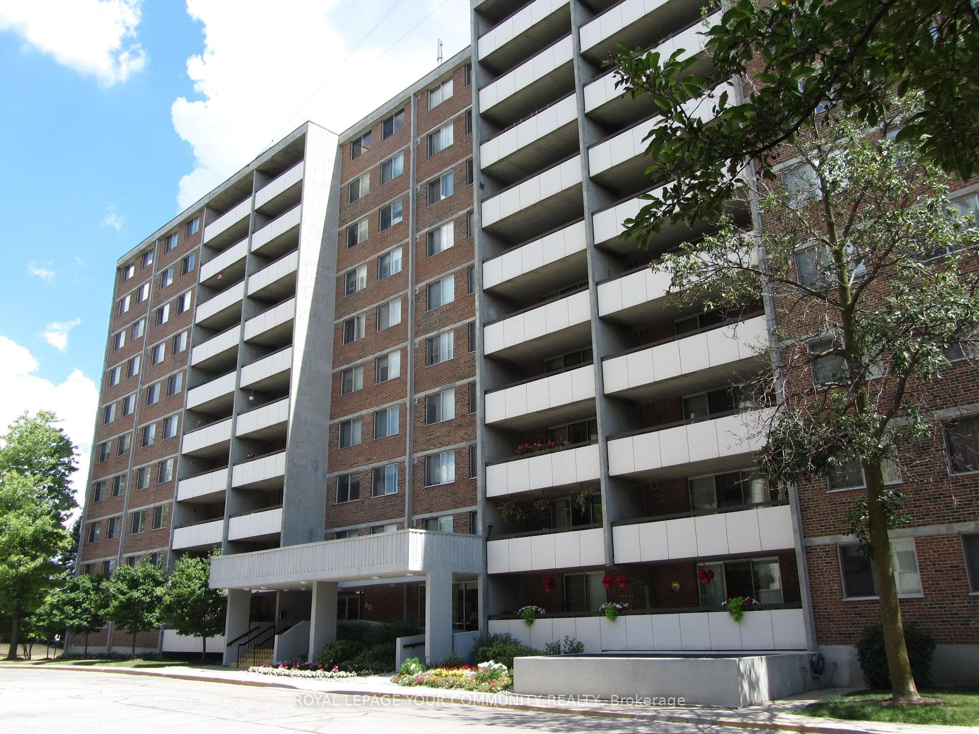 40 William Roe Boulevard Unit 1006 photo 1