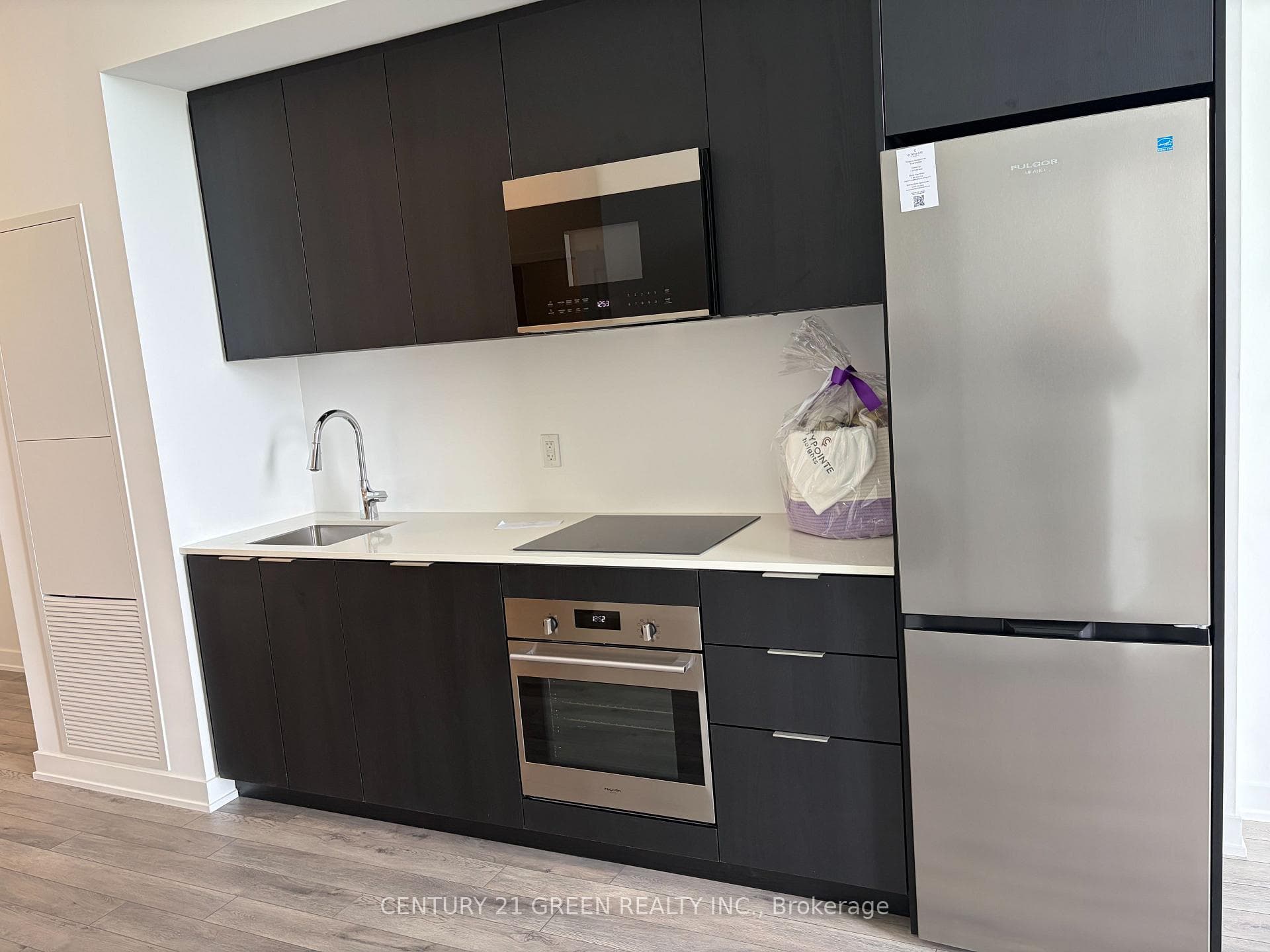 15 Skyridge Drive Unit 923 photo 11