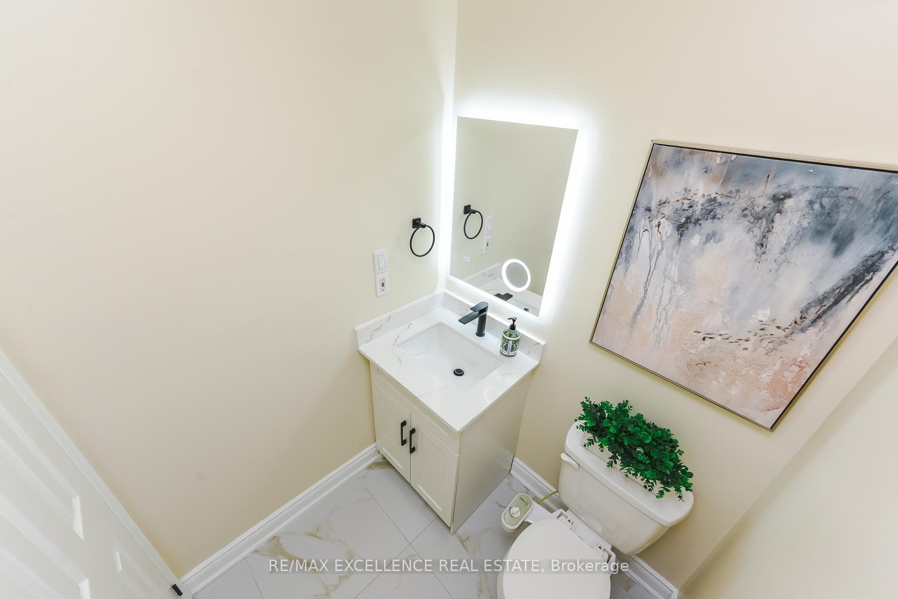89 Castlehill Road photo 19