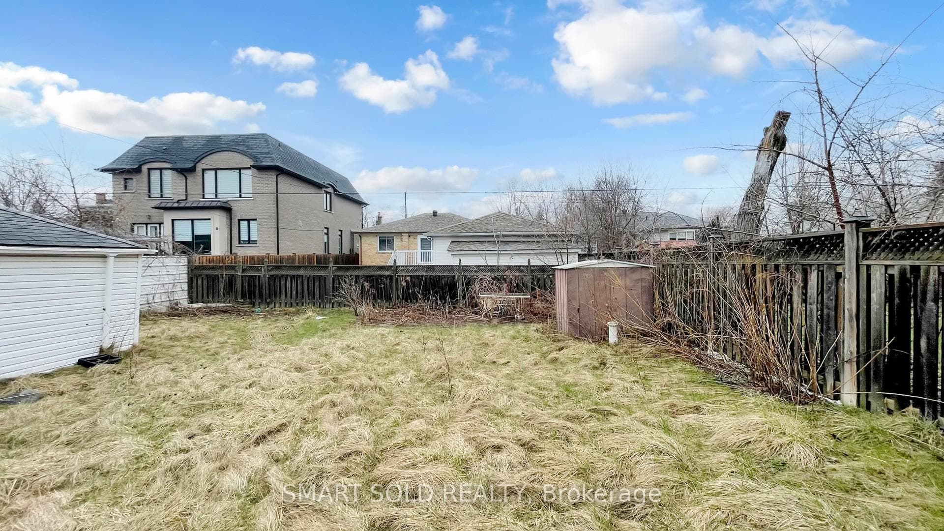 439 Fernleigh Circle photo 28