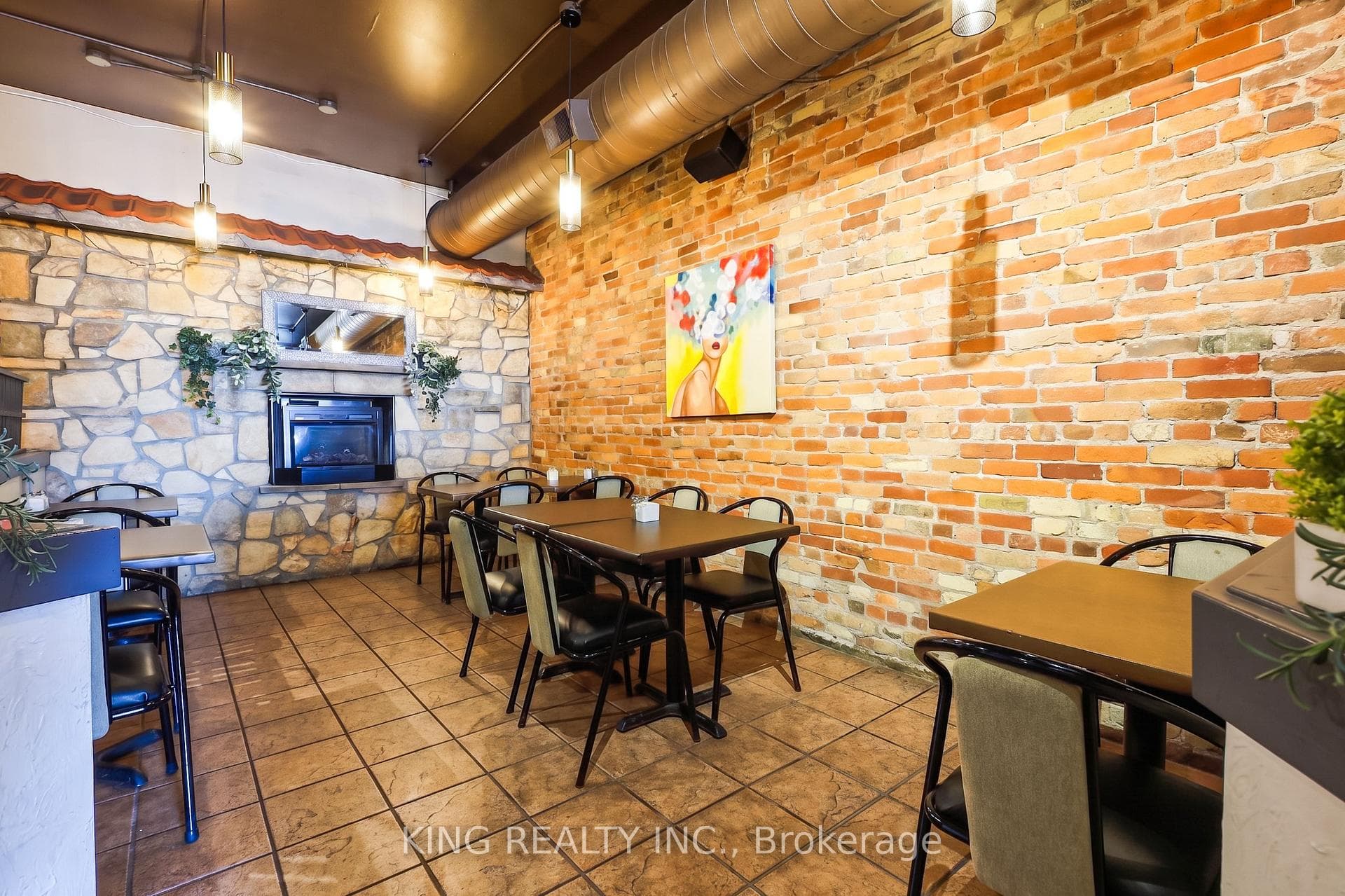 625 TALBOT Street photo 25