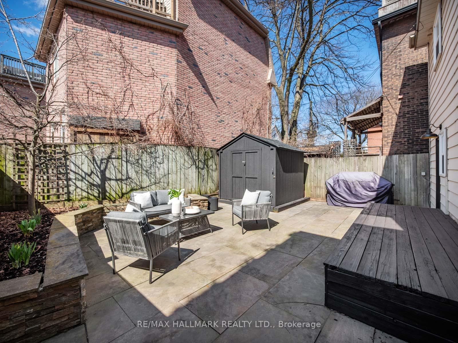 24 Boulton Avenue photo 48