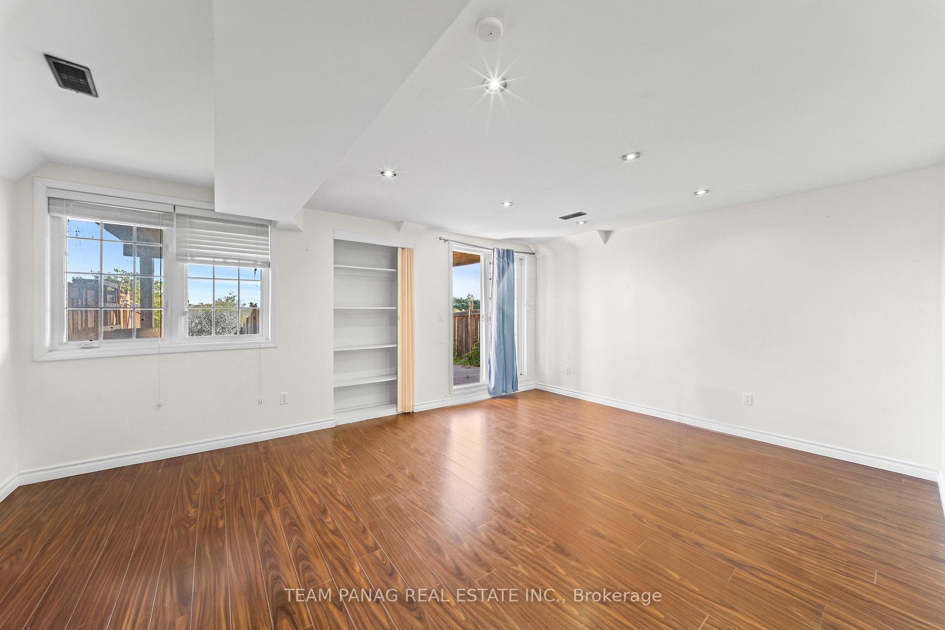 54 Clearfield Drive photo 38