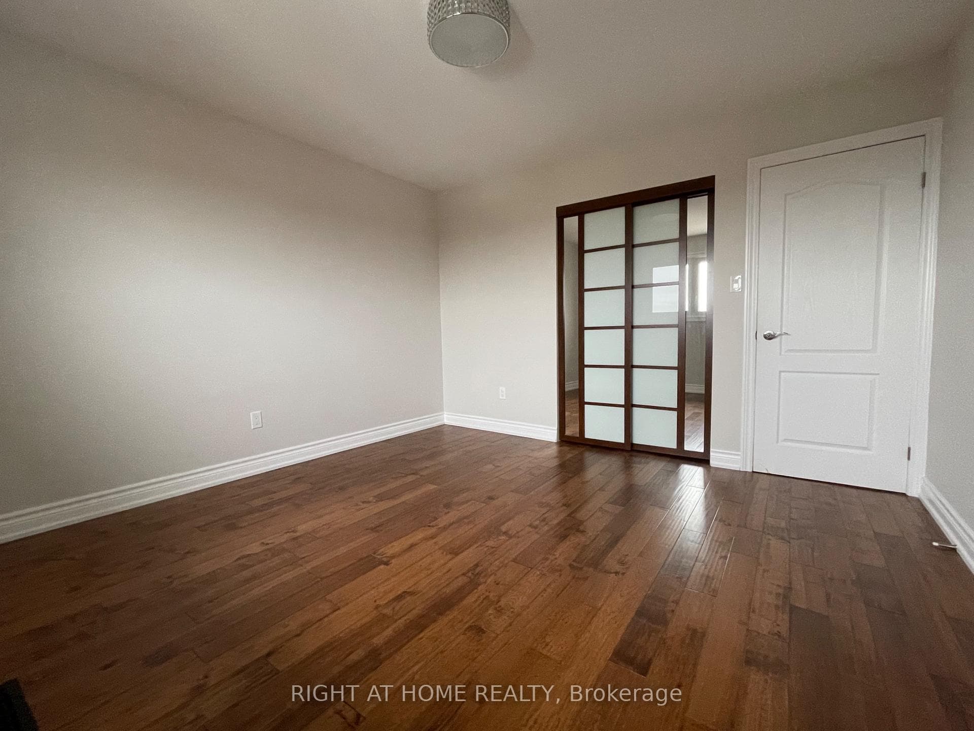 71 Agincourt Road photo 16
