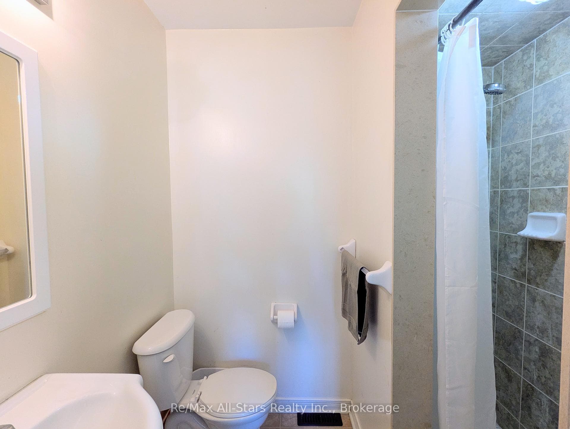 67 Brookside Street photo 14