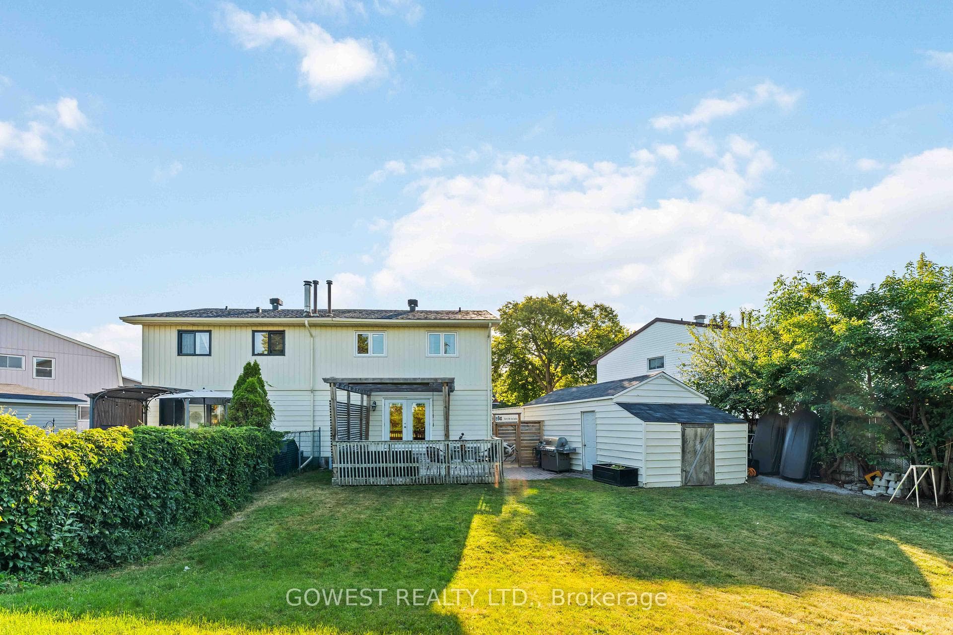 94 Fieldgate Drive photo 32