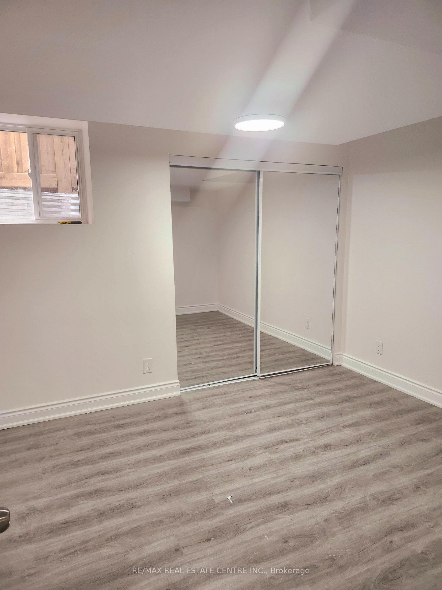 6 Goswell Street Unit LOWER photo 4