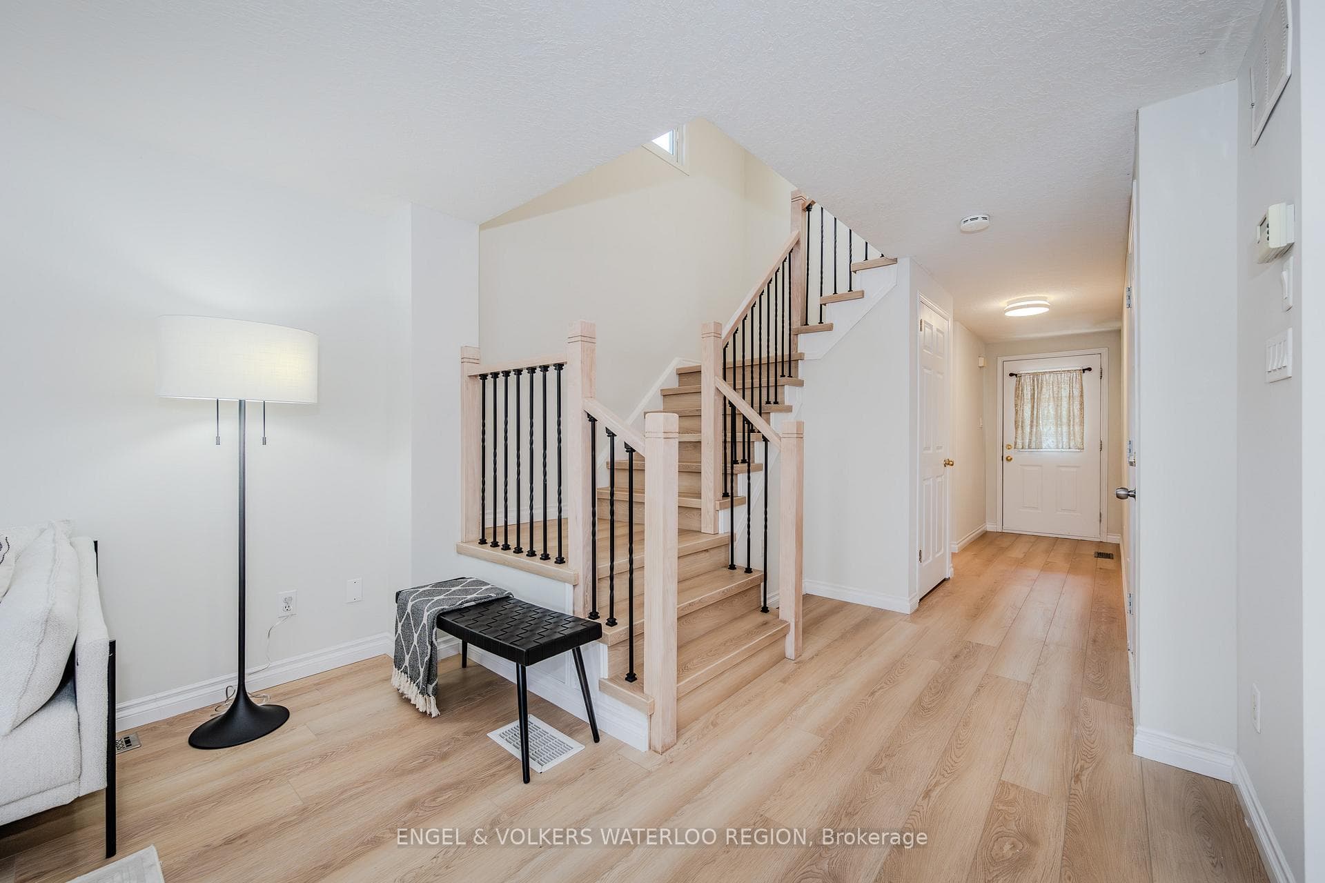 654 New Hampshire Street photo 8