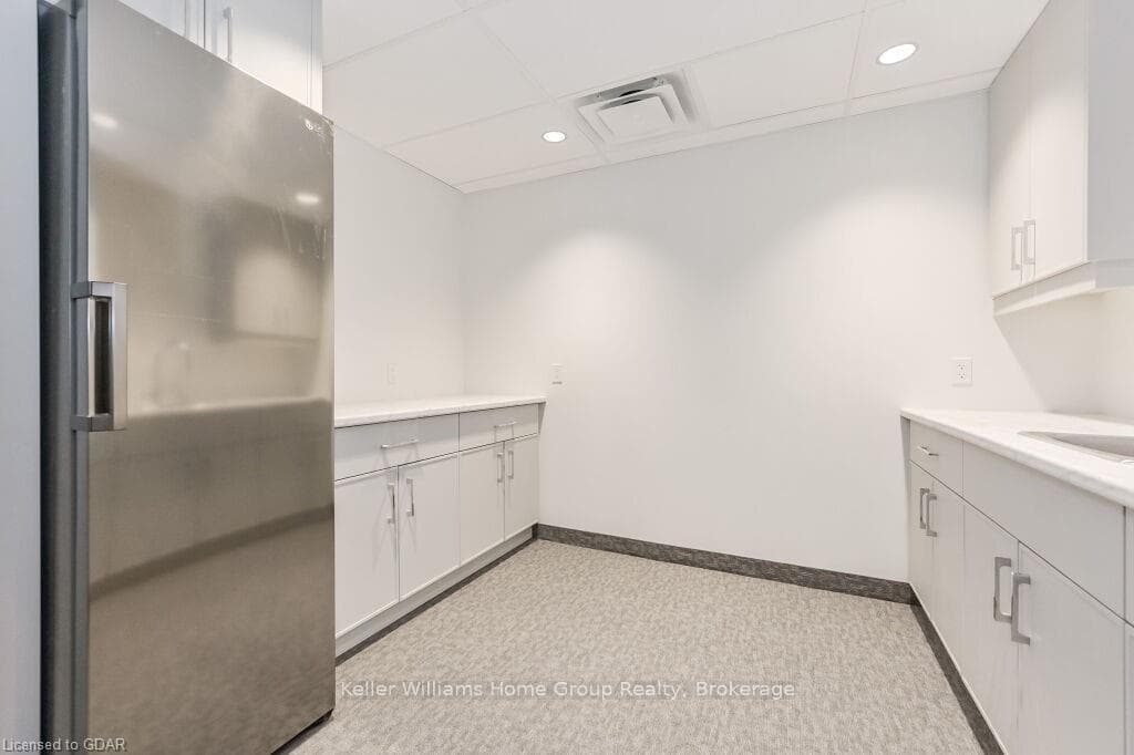 99B FARLEY Road Unit 302 photo 39