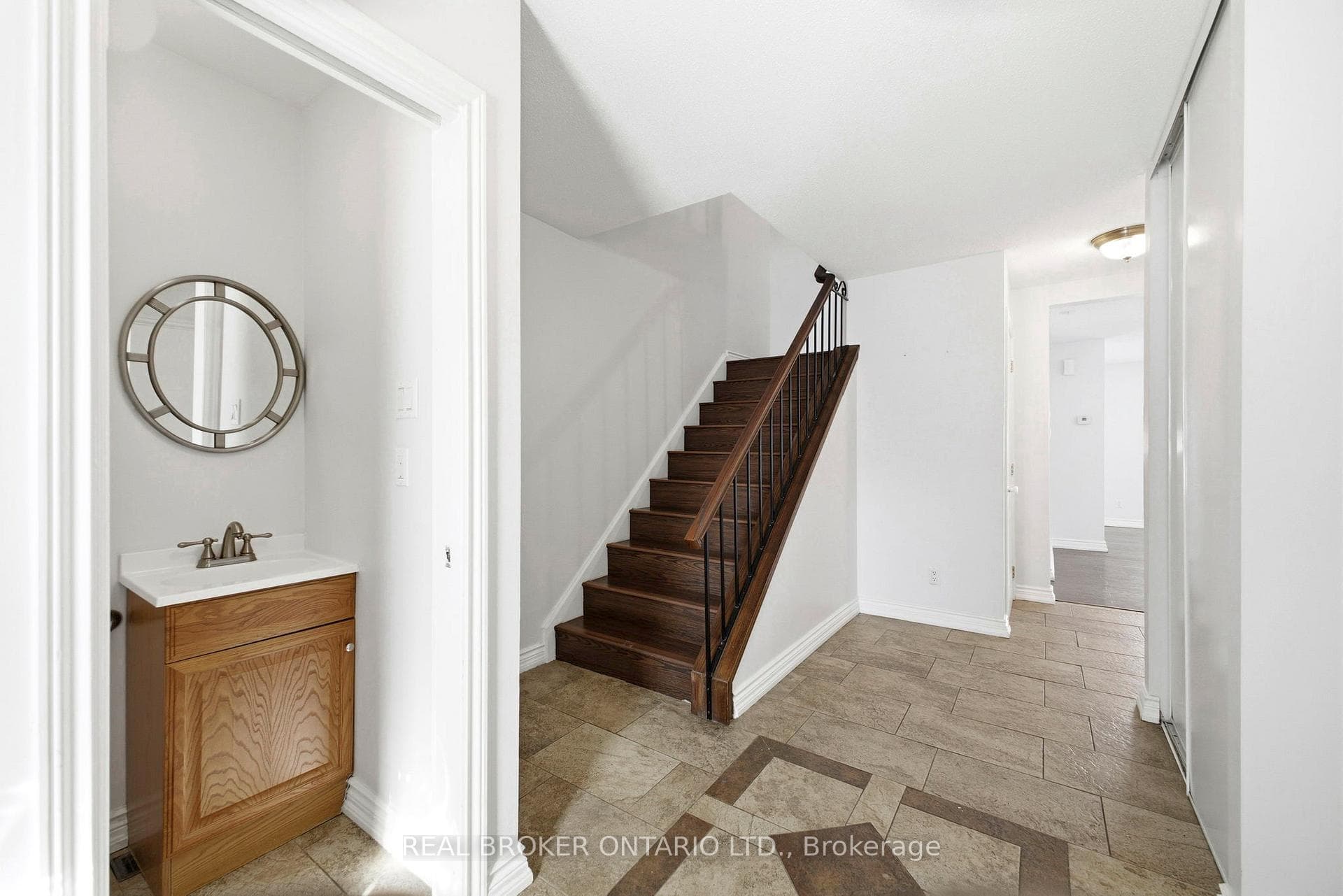 6 Arnold Drive Unit F photo 5