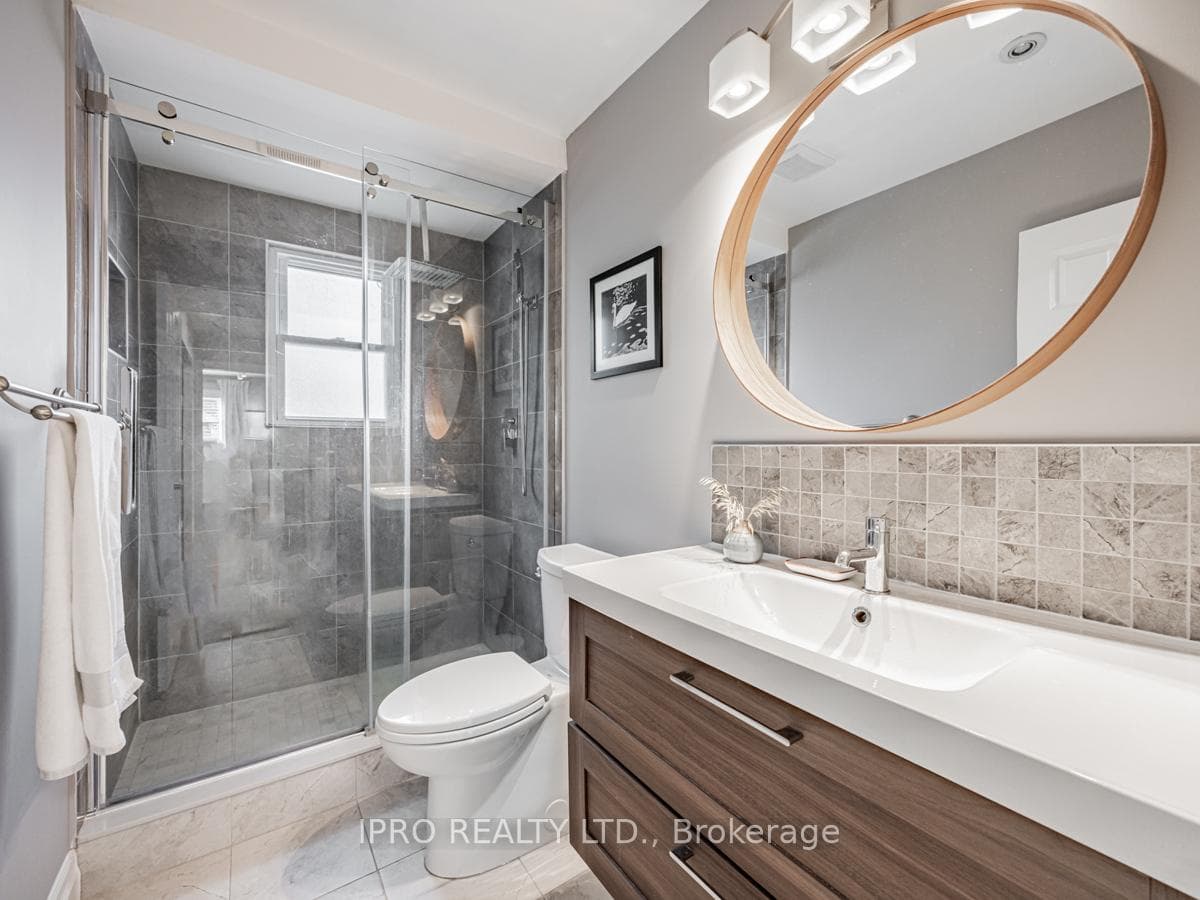 358 Sammon Avenue photo 26