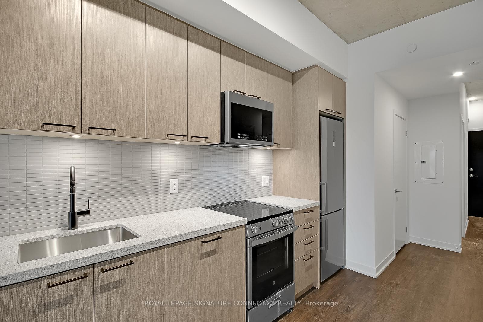 1808 St Clair Avenue Unit 519 photo 11