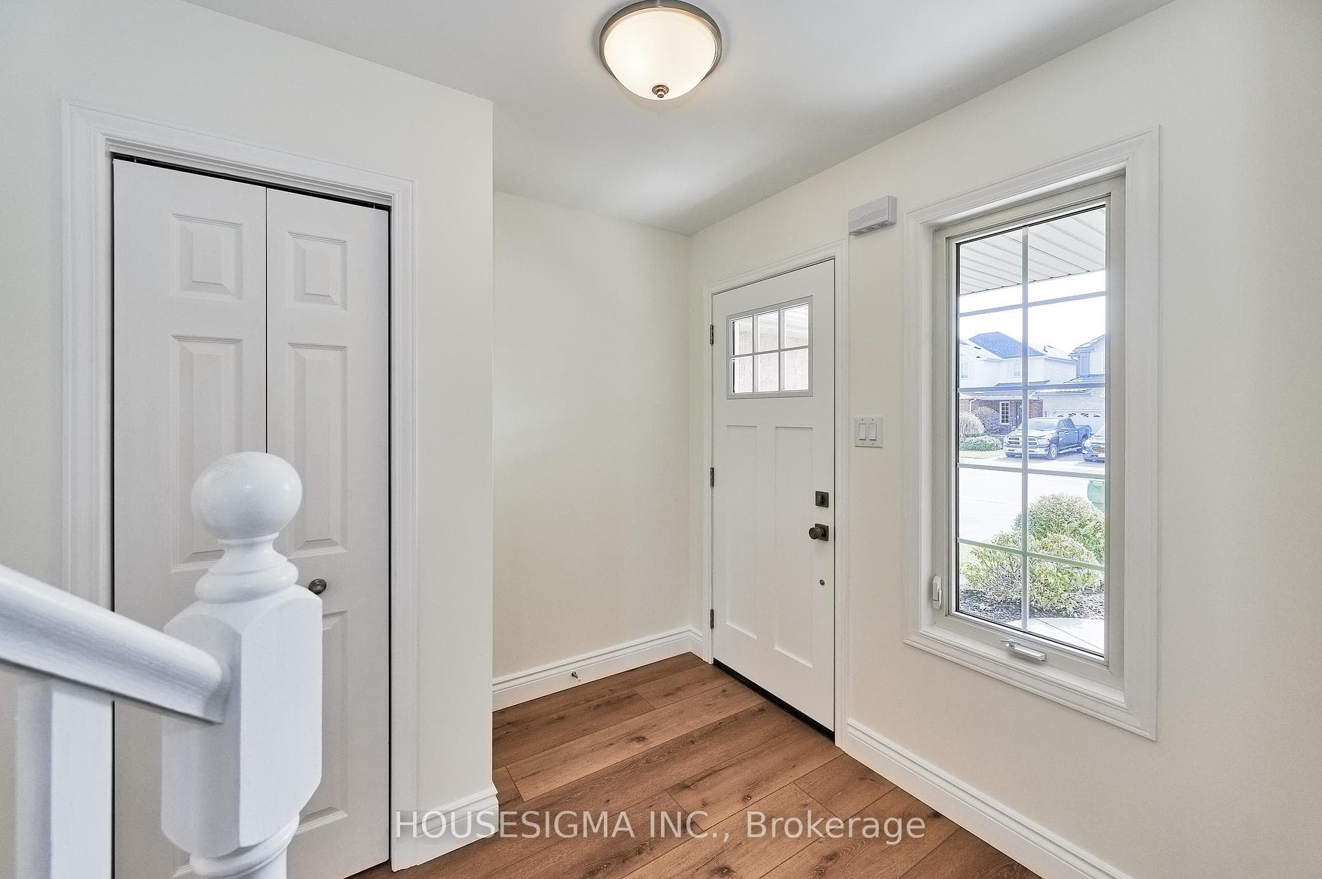 55 Marsh Crescent photo 4