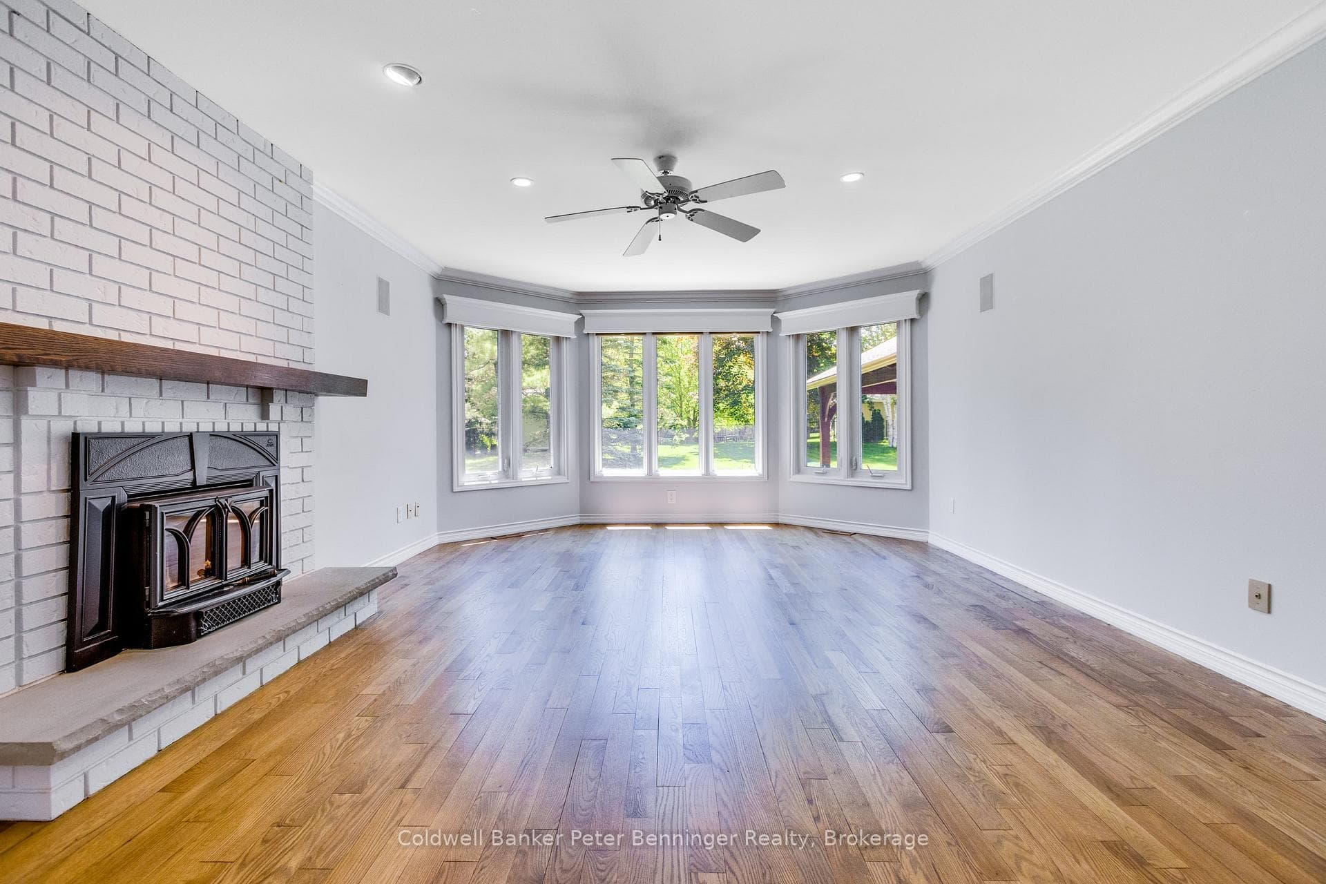 152 Treegrove Circle photo 14