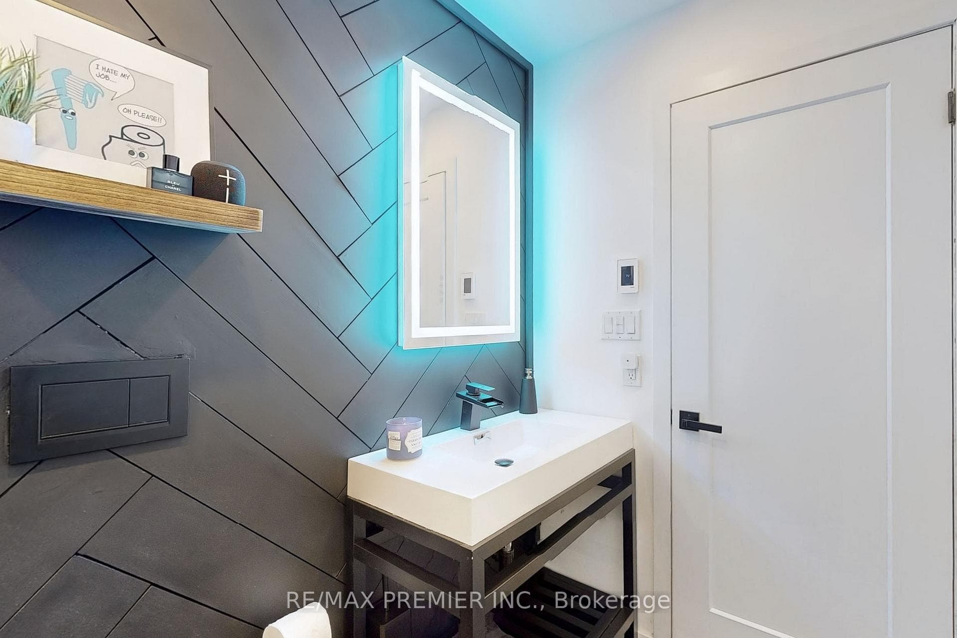 1150 Briar Hill Avenue Unit 306 photo 27