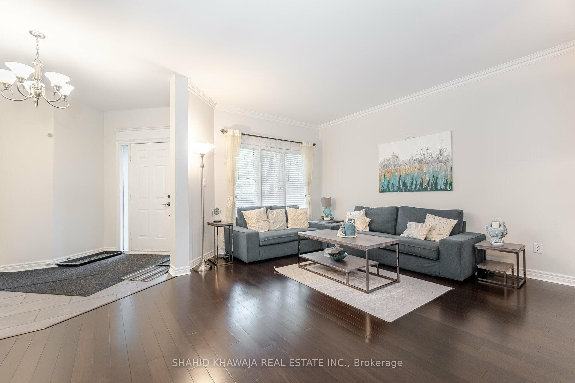 180 Bothwell Crescent photo 5