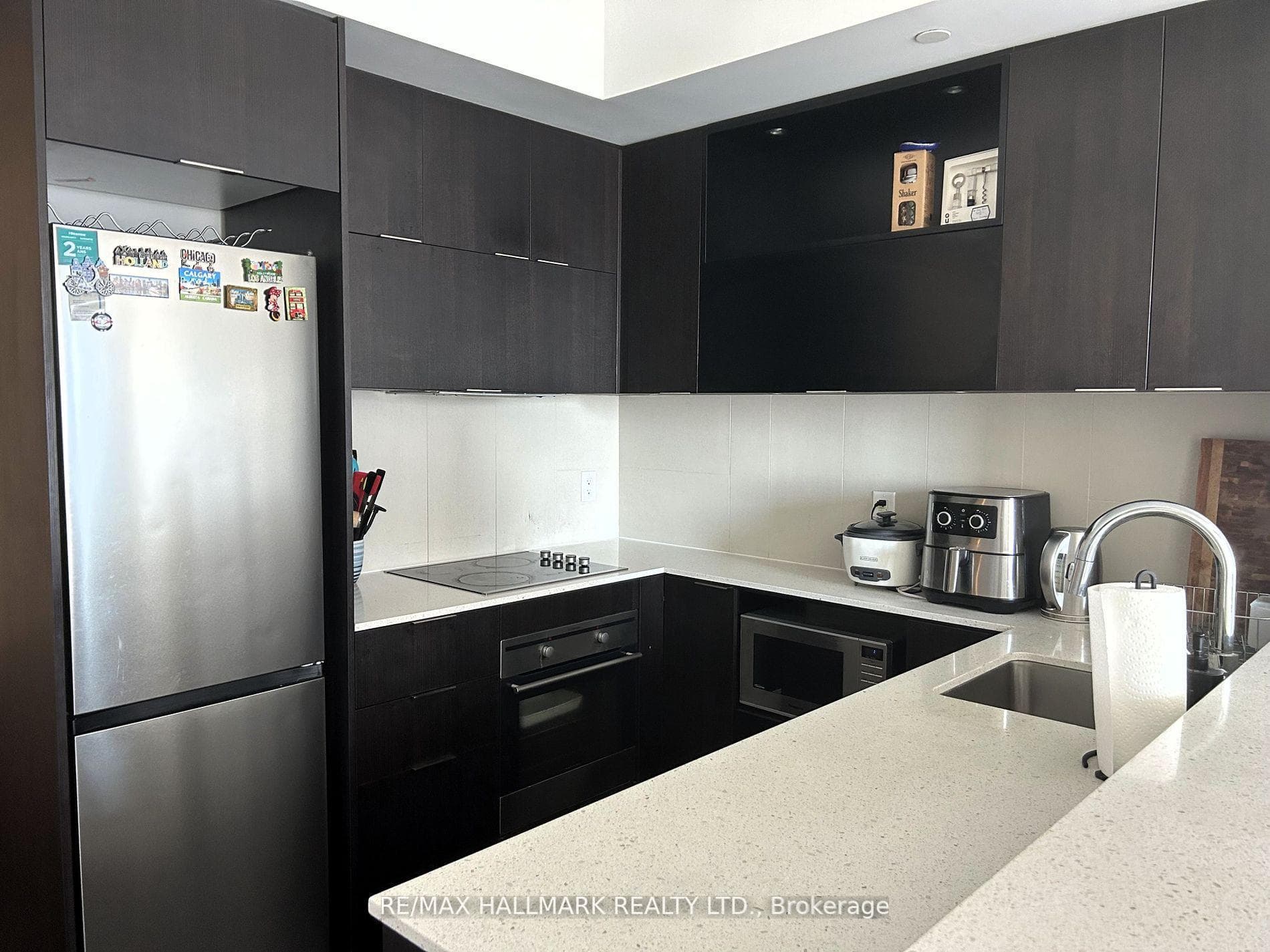 170 Sumach Street Unit 2001 photo 6