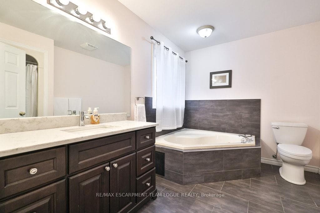 23 Tranquility Avenue photo 23