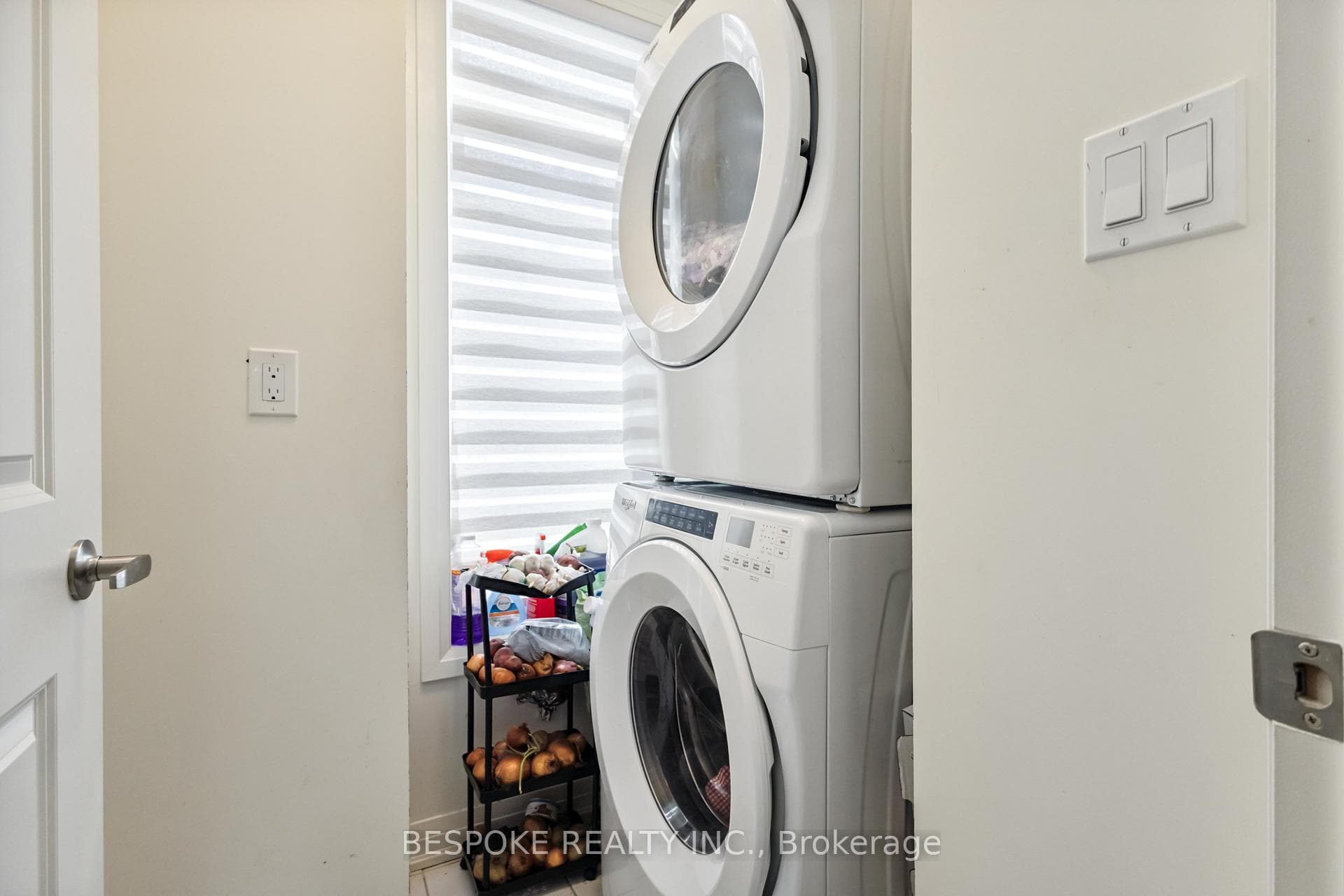 17 Esquire Way photo 21