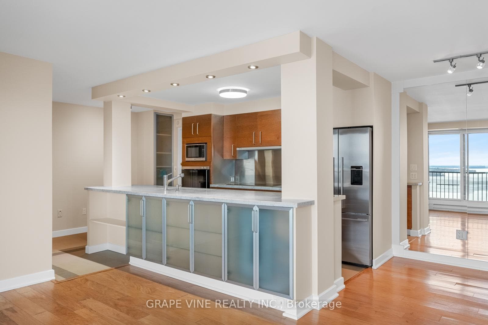 1025 Richmond Road Unit 2402 photo 5