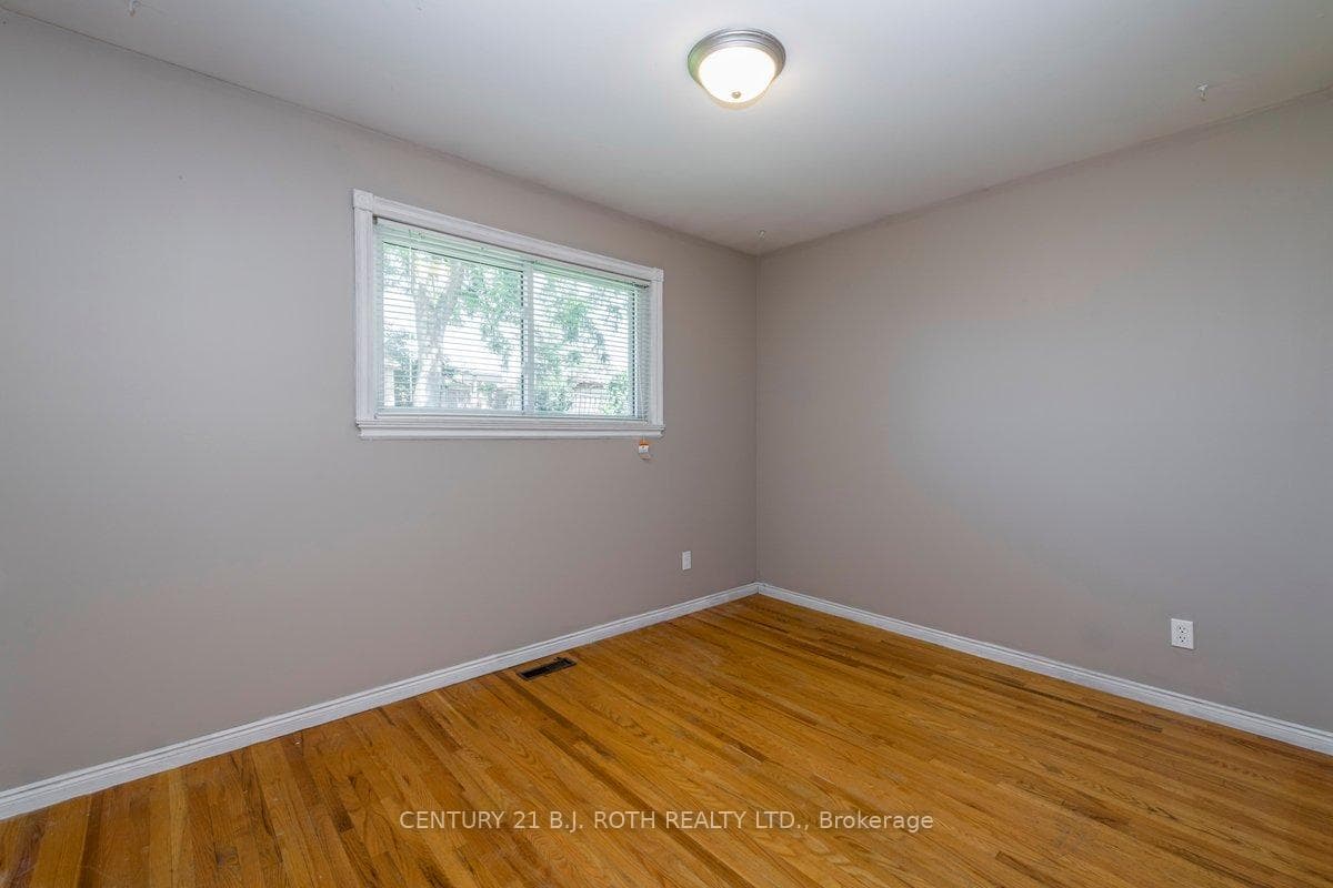 36 Cynthia Court photo 15