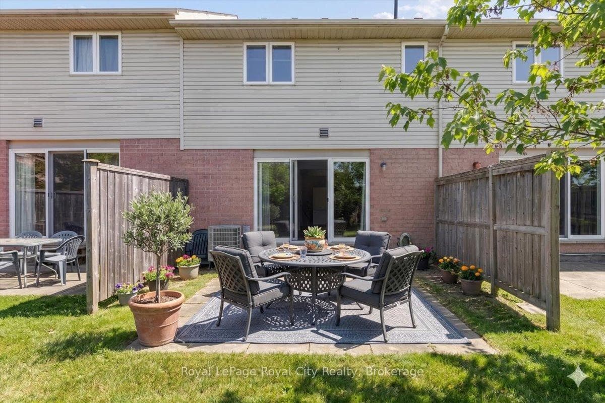 1498 Gordon Street Unit 25 photo 28