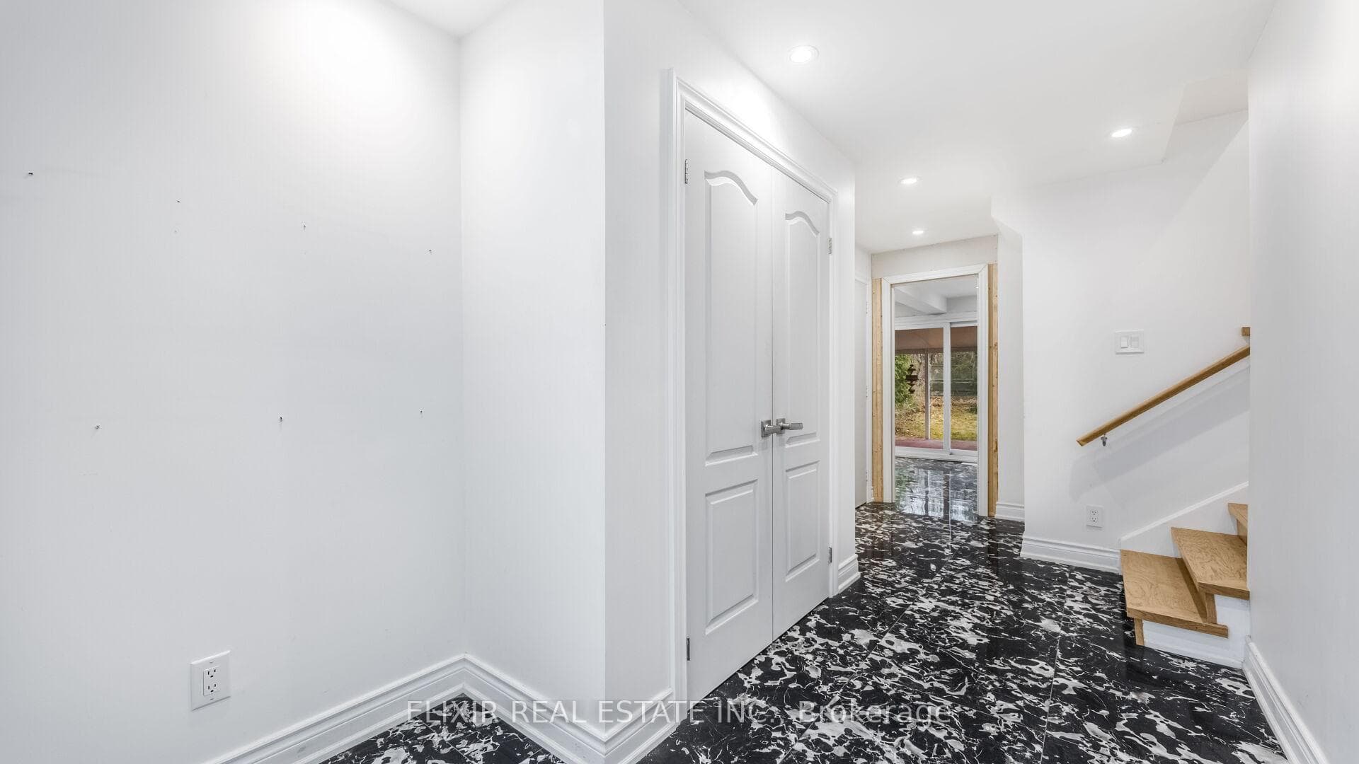 43 Bromley Crescent photo 8